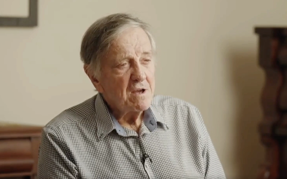 Dr Bill Josephsen